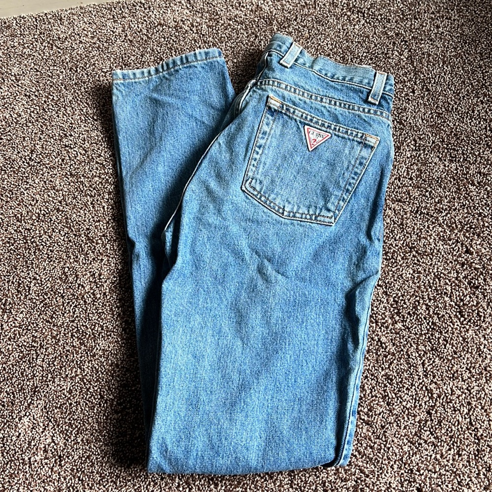 ? Guess jeans ?